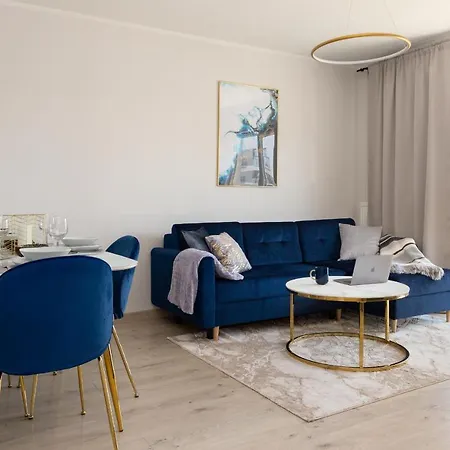 In Gated Community Appartamento
